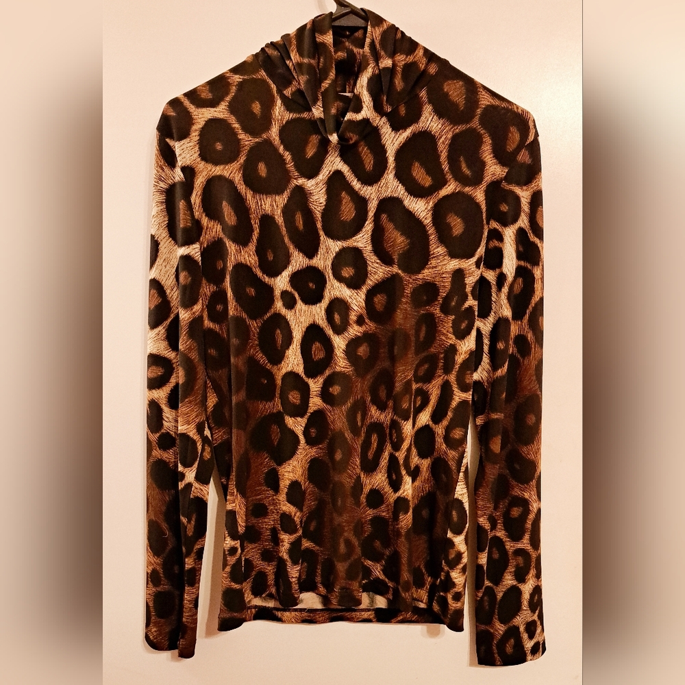 Diana Belle XL brown and black cheetah print long sleeve